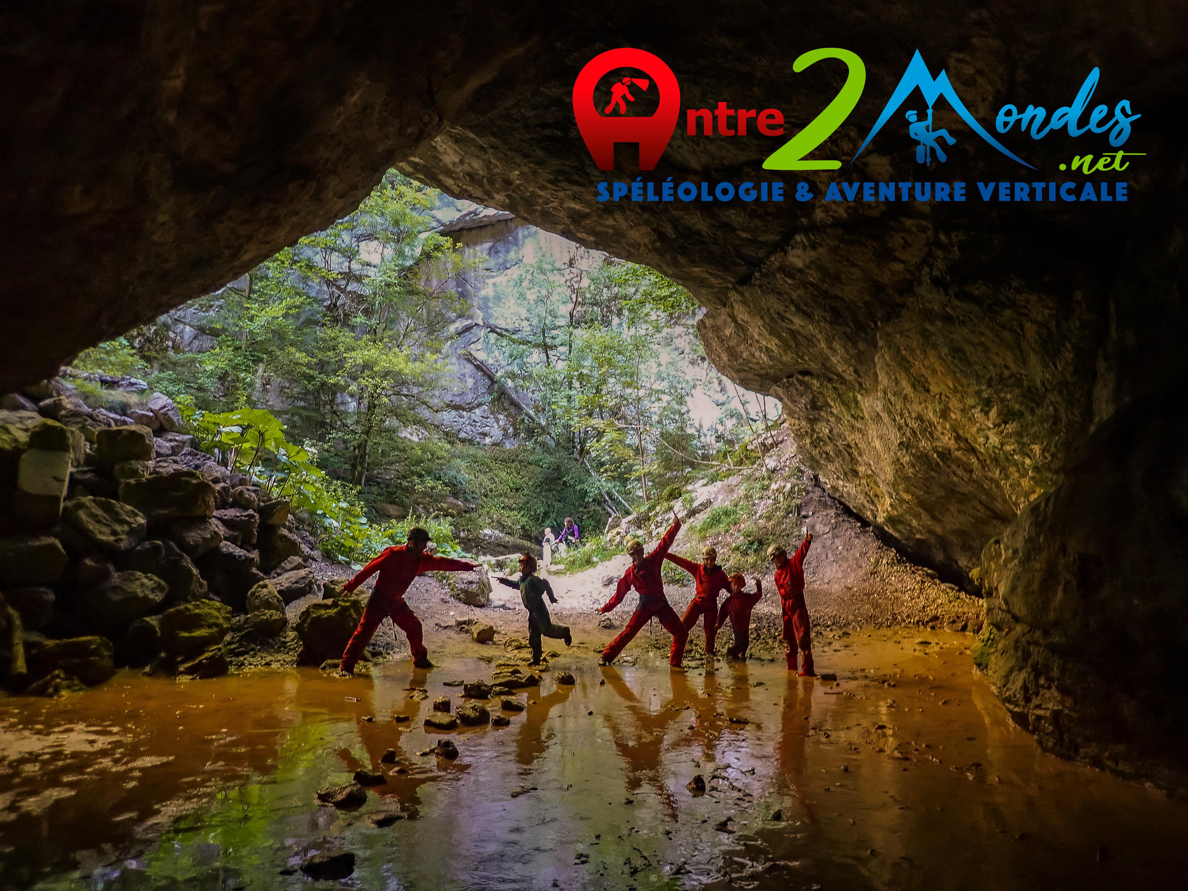 Initiation spéléo à Grotte Roche