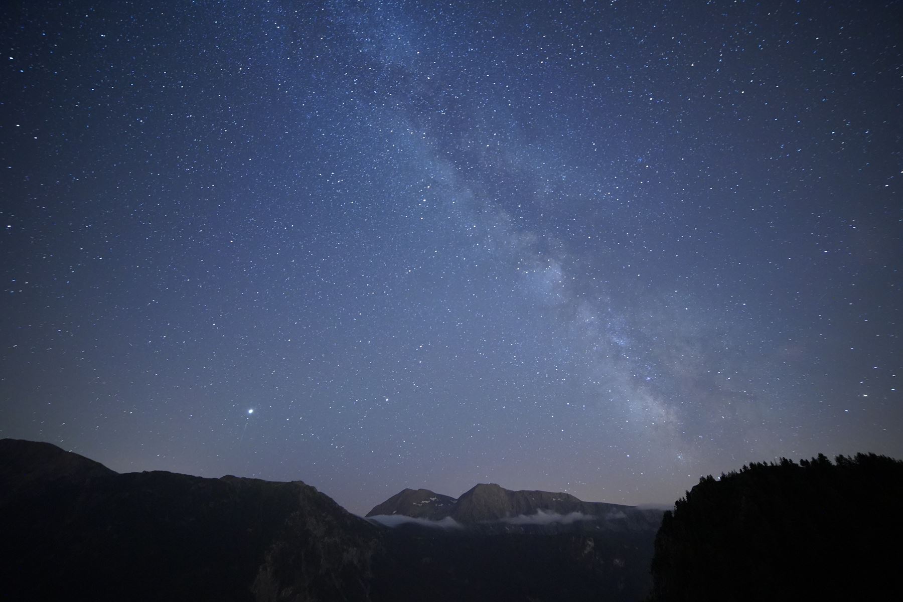 Stage photo de nuit en montagne