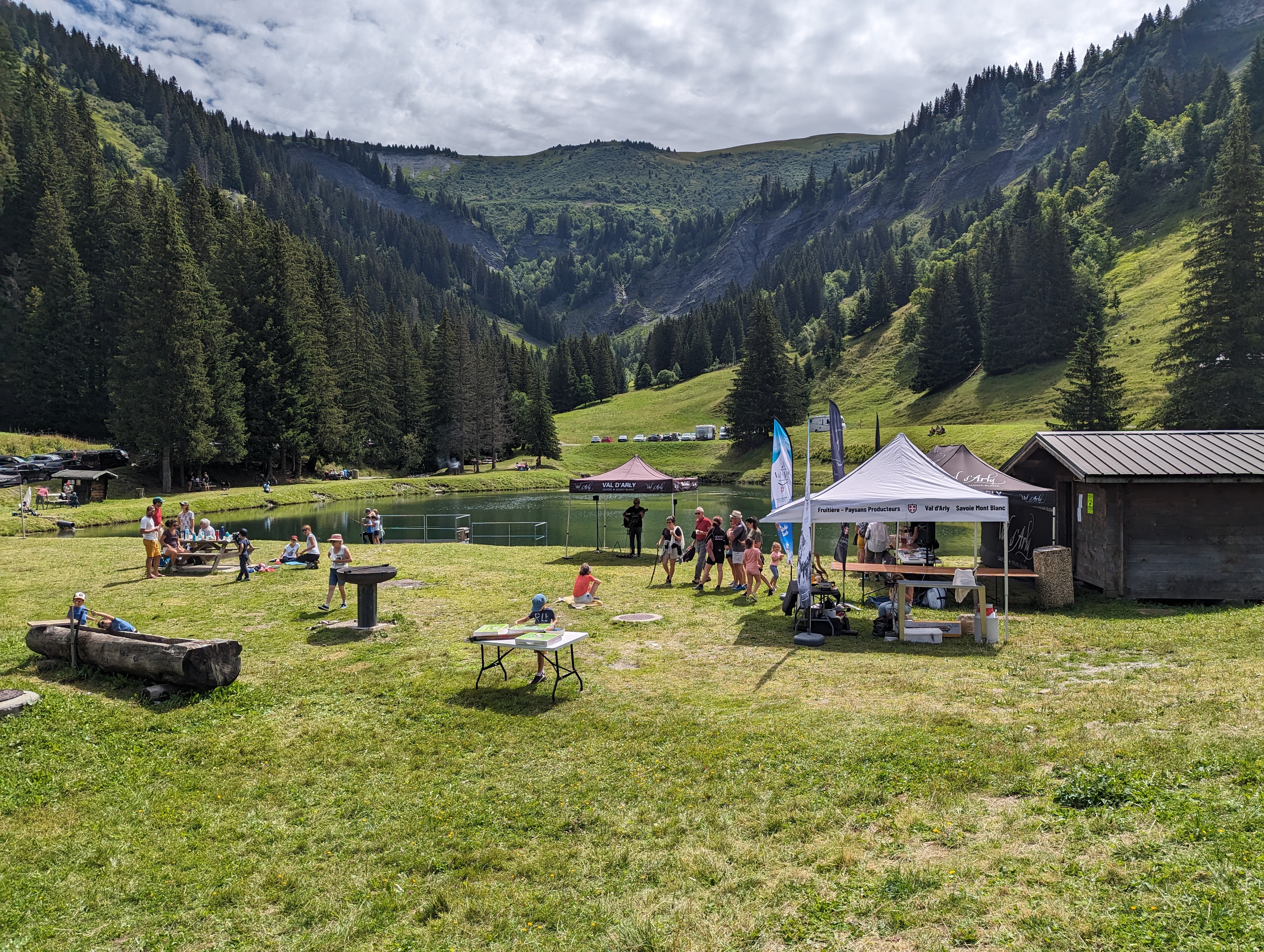 Le Théâtre monte en alpage
