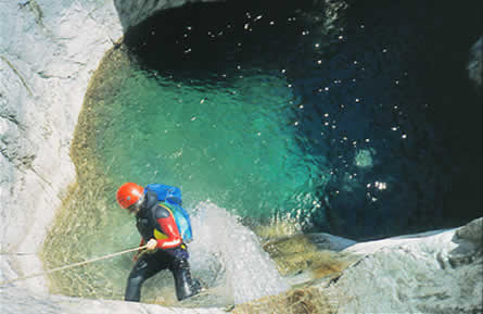 Descente de canyon