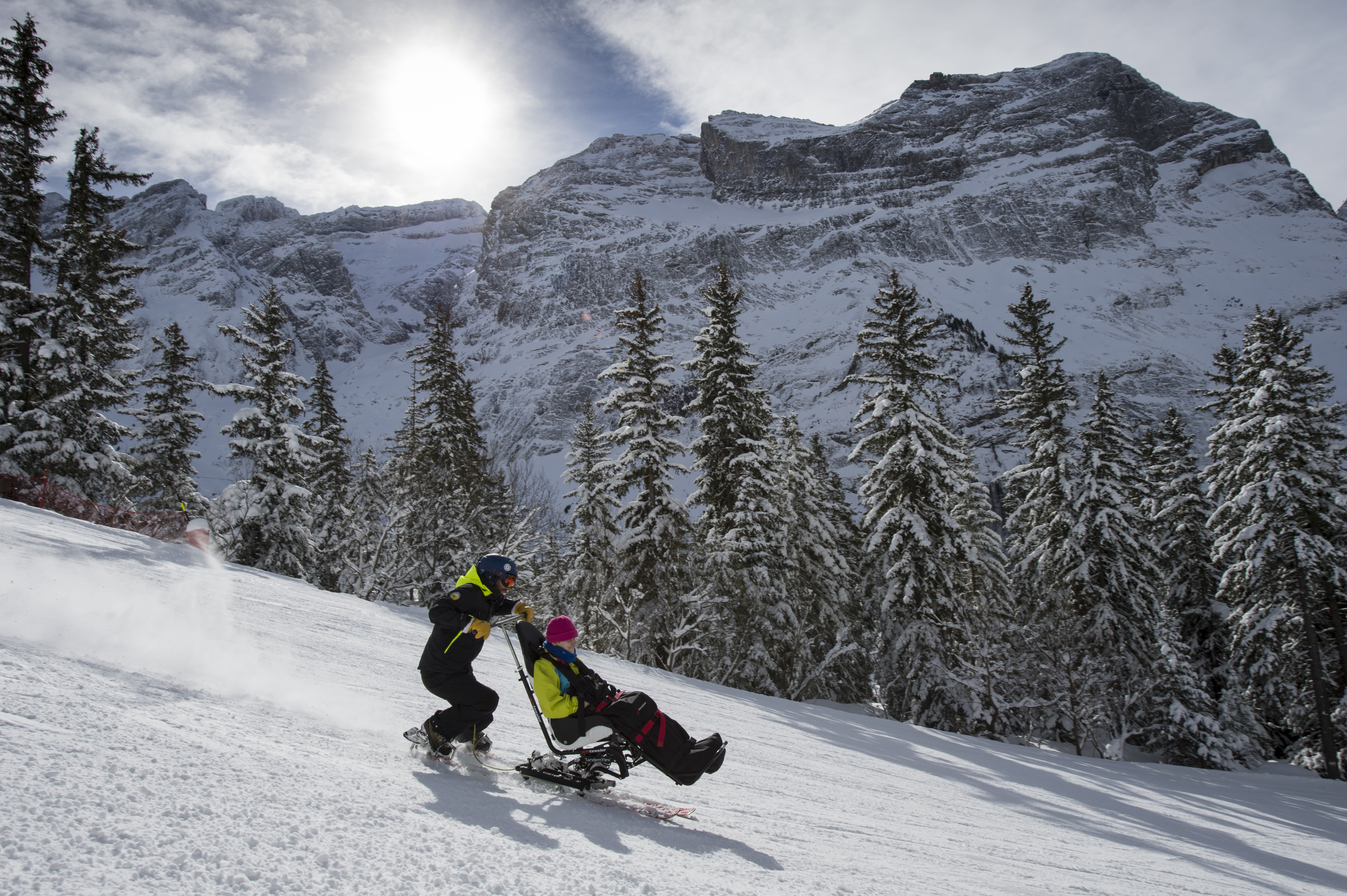 Ski assis avec l'Anaé