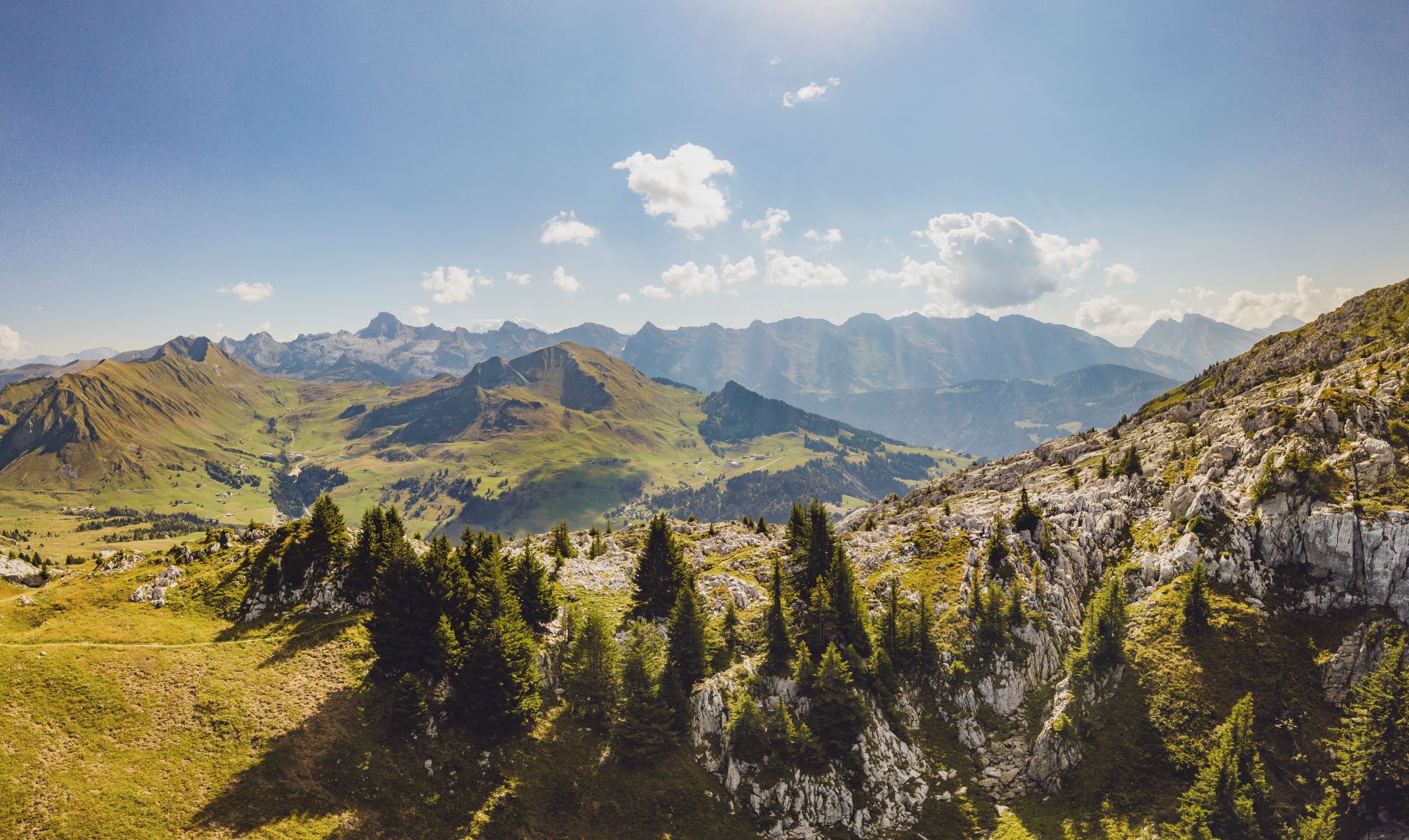 Panorama chaîne des Aravis