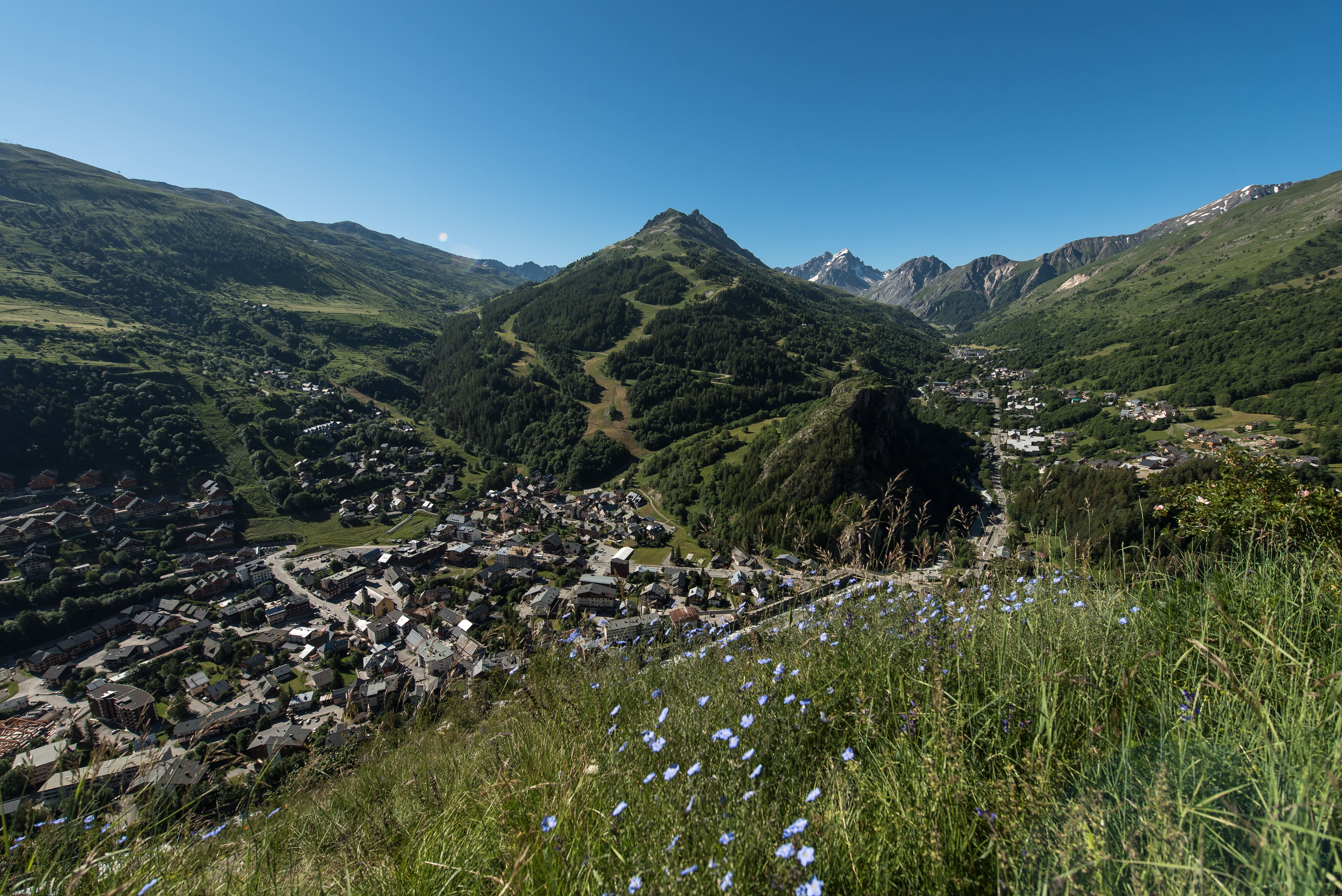 Valloire village