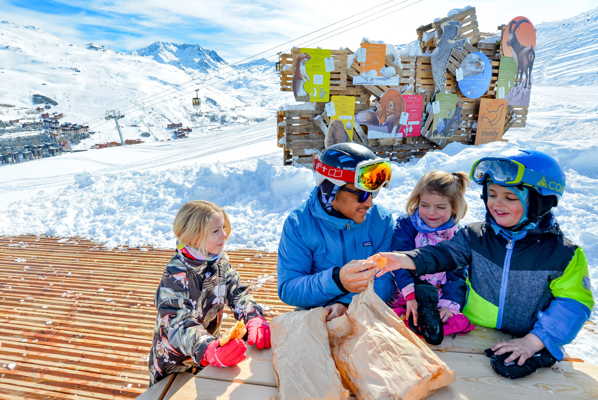 Ski_famille_au_Friendly_Natural_Park-Infonews-30334-1200px